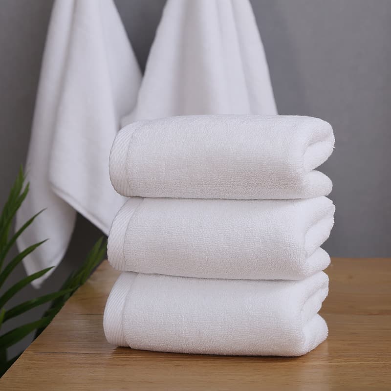 Hotel linen towels and bath towels wholesale cotton five-star pure white hotel and bed and breakfast towels and bath towels
