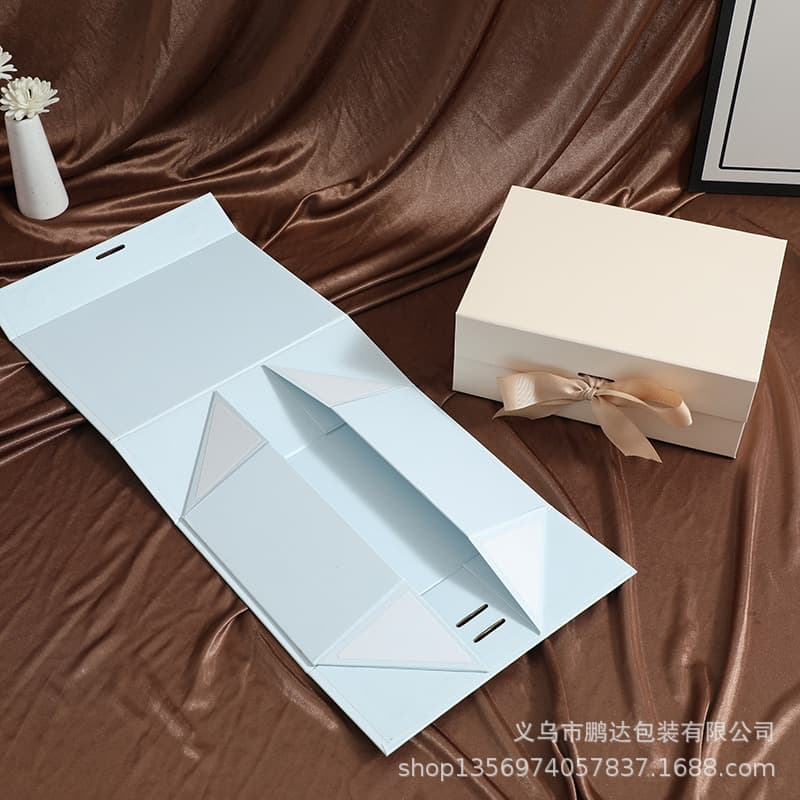 Folding flip-top packaging box one-piece magnetic closure companion gift ribbon gift box, folding with printed logo wholesale