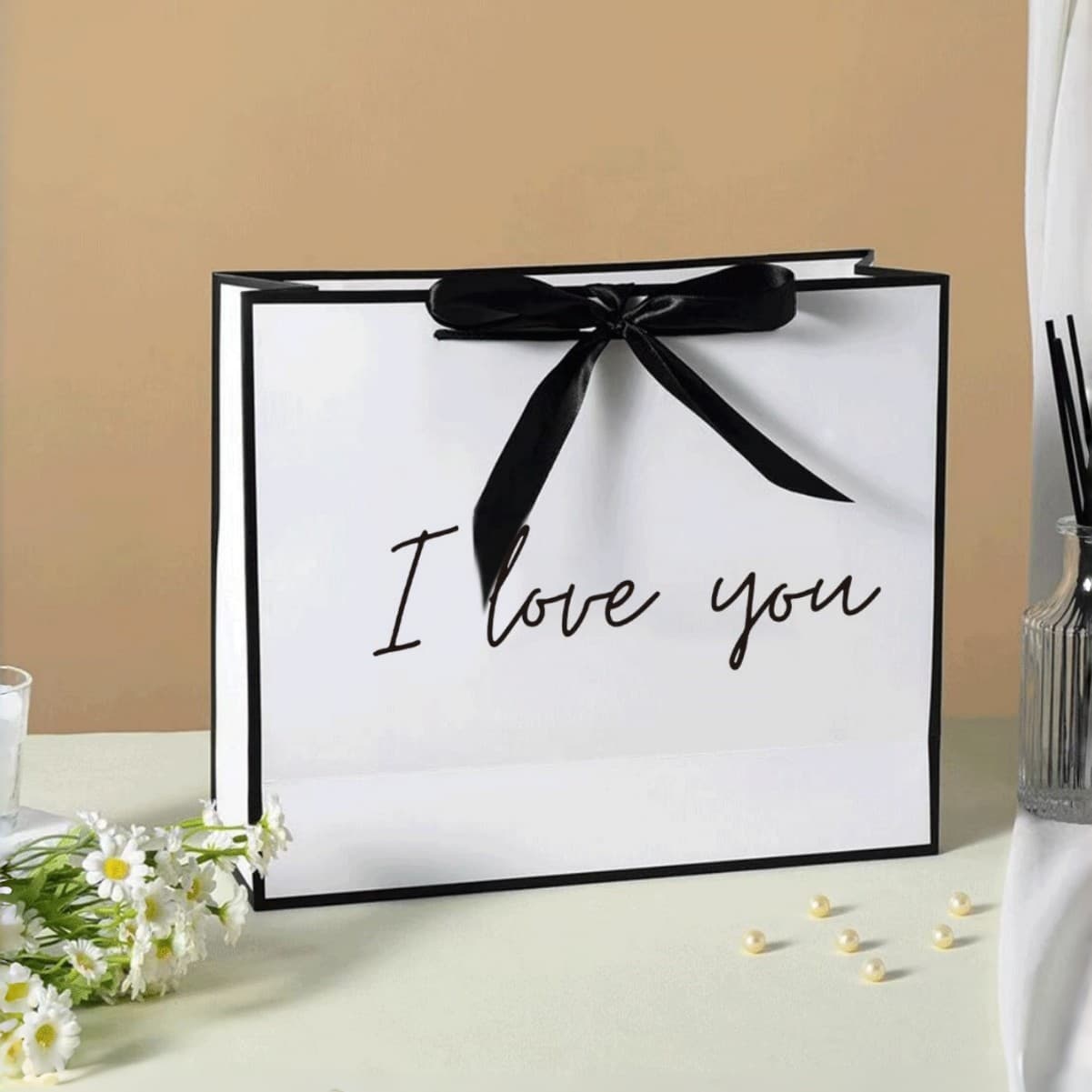 Cross-border new Valentine's Day birthday gift bag ins style Happy Birthday hand gift hand gift box