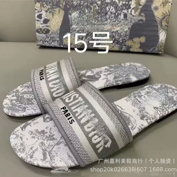 D Brand High Quality Slippers 2026 New Jacquard Embroidery Simple Elegant Flat Sandals for Women Factory Direct Wholesale