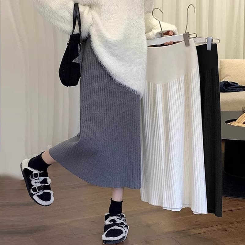Maternity Skirt Autumn/Winter Outerwear 2024 New Slimming Knitted Skirt Fashion Versatile Winter Maternity Skirt
