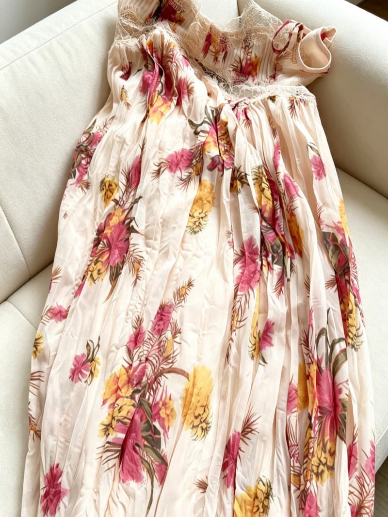 South France Exquisite French Style Strappy Backless Floral Maxi Dress with Flared Hem Vacation Dress Fairy Date Dress