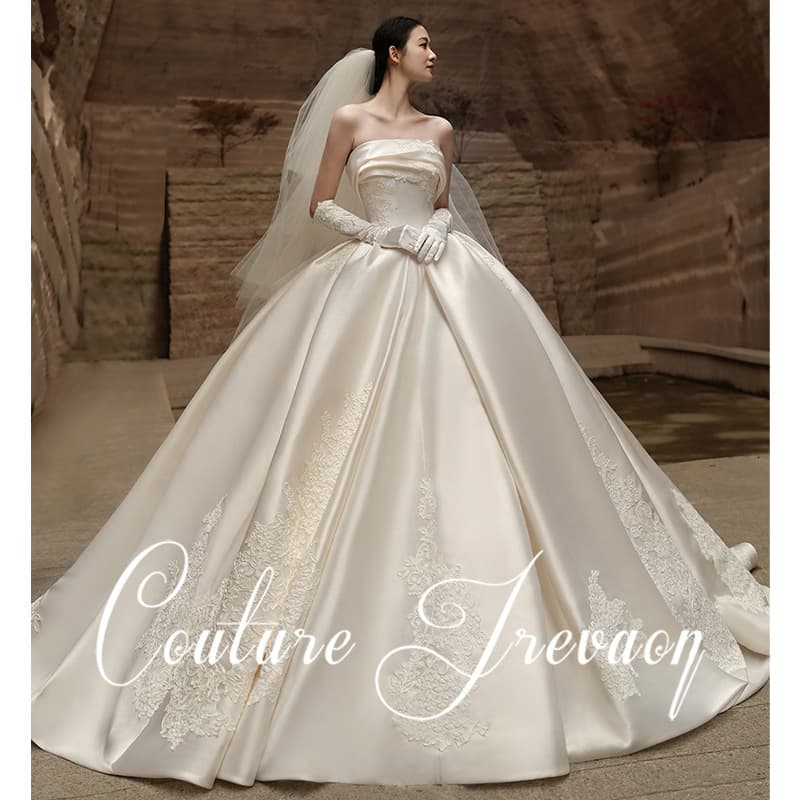 High-End Luxury Main Wedding Dress 2026 New Satin Off-Shoulder Gown Small Train Satin Fabric French Style Long Dress