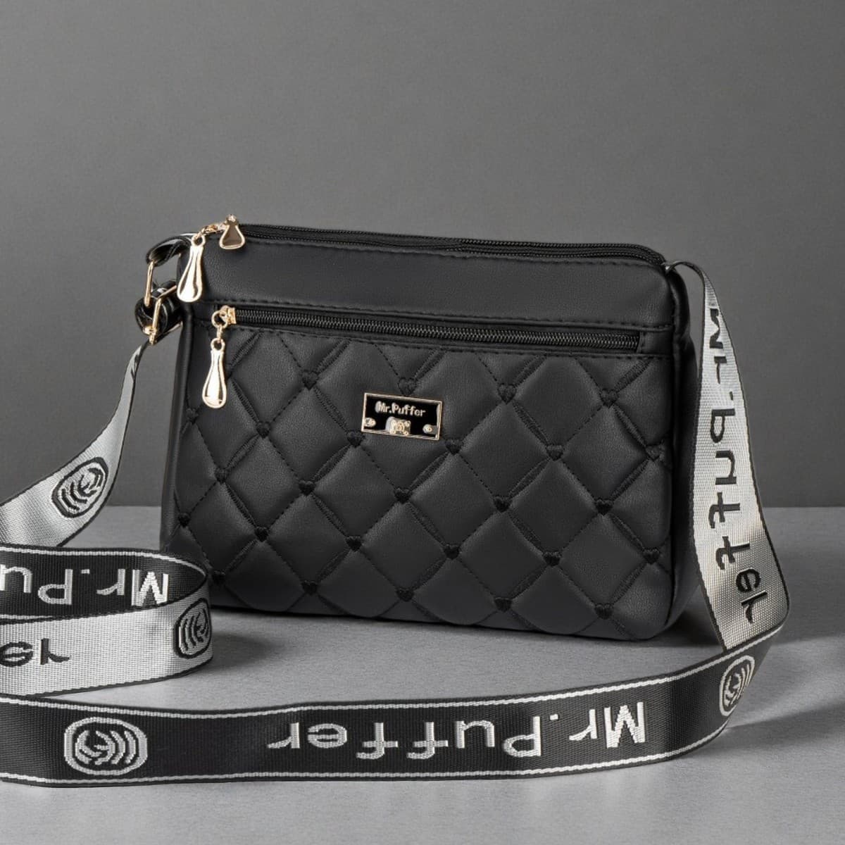 Wholesale Bags for Women, 2026 New Summer Premium Niche Commuter Tote Bag, Shoulder Crossbody Small Backpack