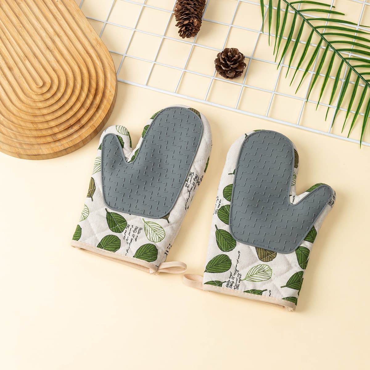 Special silicone oven gloves kitchen microwave baking gloves silicone high temperature resistant anti-slip cooking insulation gloves