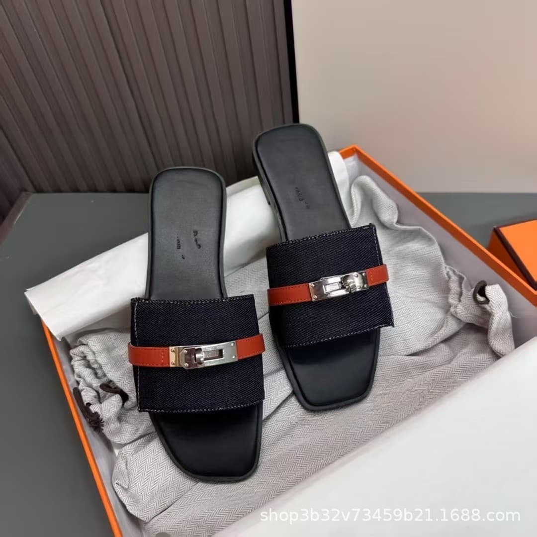 H Brand Small Silver Buckle High-End Version Flat-Soled Fashionable Women's Slippers, Direct Sales from Cross-Border Foreign Trade Manufacturers, Price Negotiable
