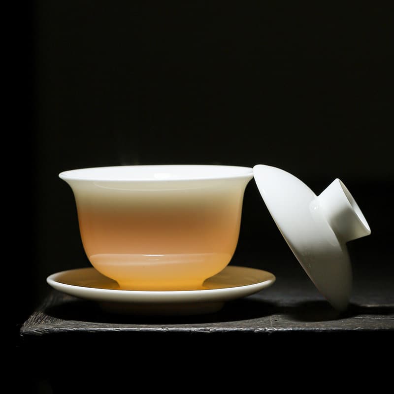 Dehua white porcelain tureen teacup teacup sancai tureen non-hot hovering bubble tea bowl suet jade horseshoe tureen