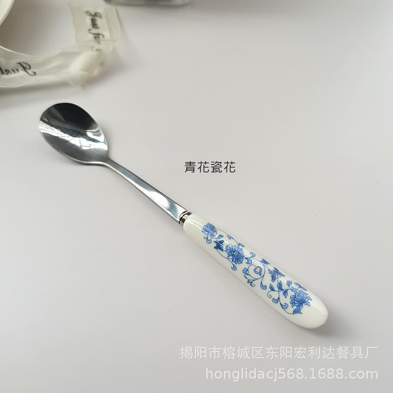 Factory wholesale stainless steel cutlery, Korean-style ceramic handle flower coffee spoon, household seasoning mixing spoon