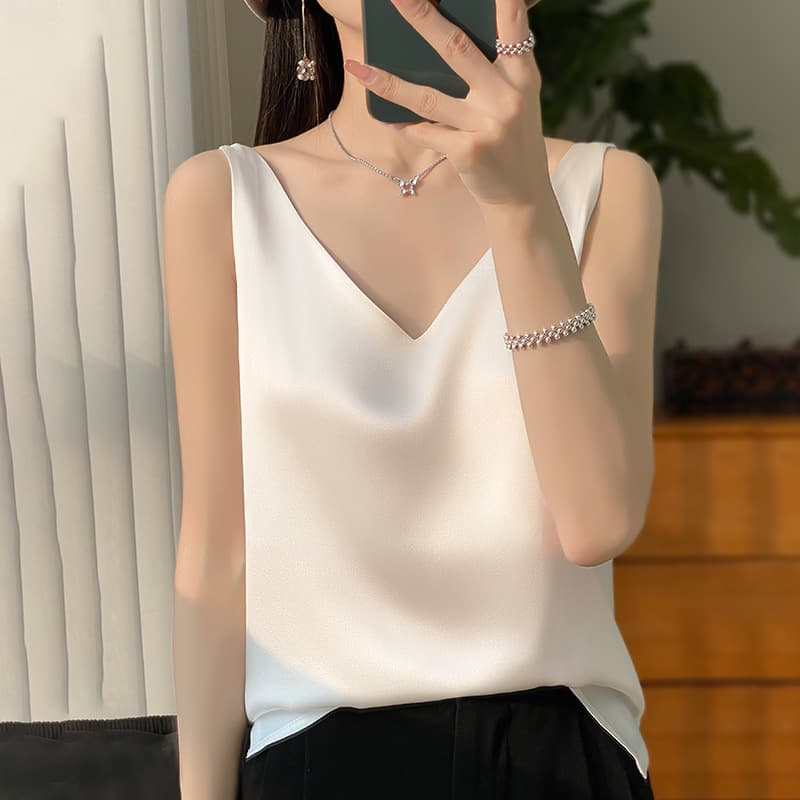 Silk Satin Double-Shoulder Camisole Women's Tank Top 2026 Spring/Summer New Slim V-neck Short Elegant Inner Top T-Shirt