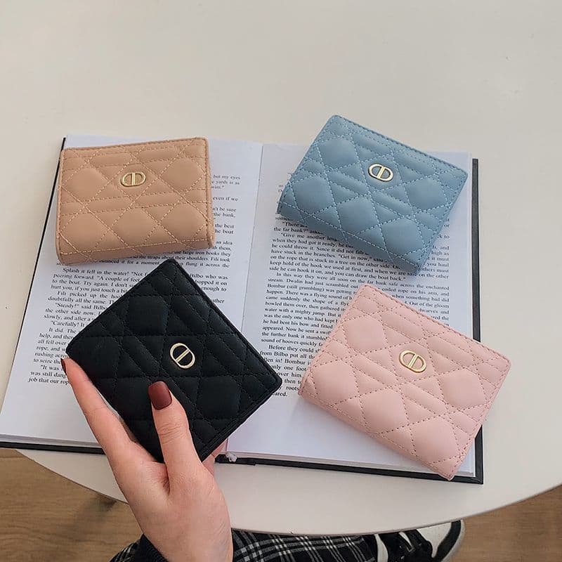 Trendy New Embroidered Thread Foldable Lightweight Luxury Large-Capacity Coin Purse, Versatile Everyday Women's Wallet