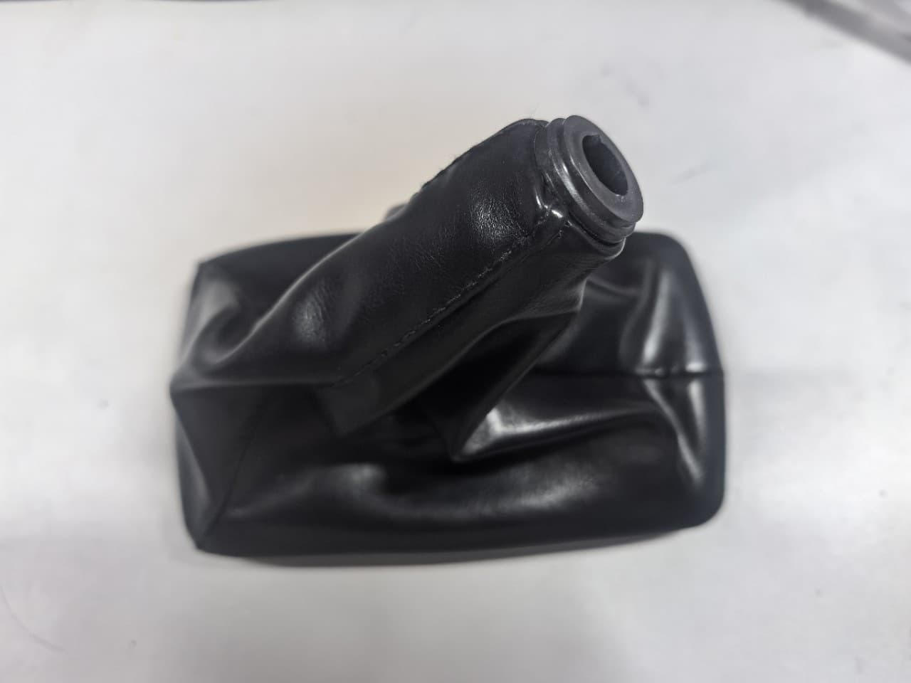 Compatible with Santana 2000 Pulsar 99 Rookie Gear Shift Lever Knob Shift Boot Dust Cover Gear Shift Handle