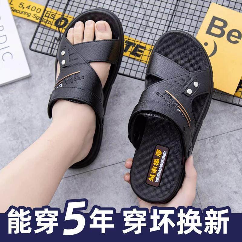 Beach Sandals Summer Men 2025 New Casual Non-Slip Bathroom Outdoor Dad Dual-Purpose Slippers