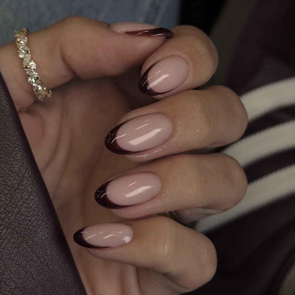 Cross-border Hot Seller Autumn/Winter Short Oval Press-On Nails Brown French Simple Style 24 Pieces Autumn/Winter Color Nail Art