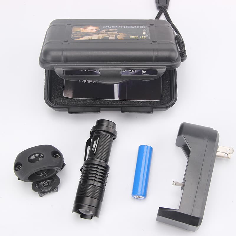 Tactical Helmet Rail Flashlight Mount for Military Enthusiasts, Rotatable Adjustable Tactical Flashlight Holder Helmet Accessory