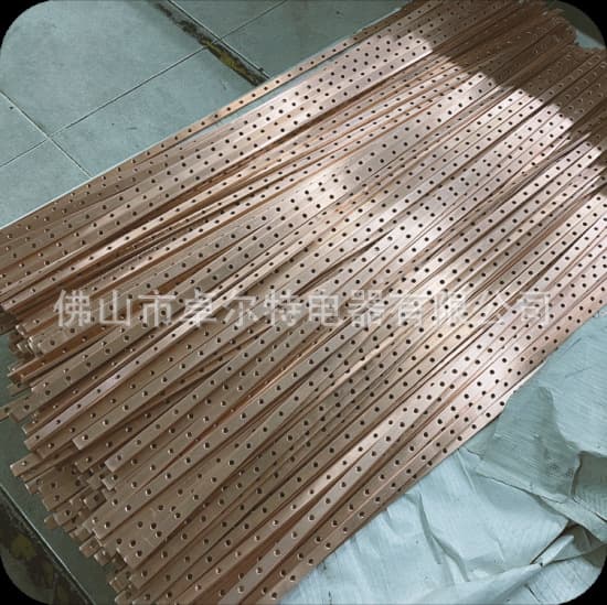 Cabinet Matching Copper Busbar Drilling Bending Grounding Copper Busbar, New Energy Busbar Custom Production According to Drawings in Various Specifications