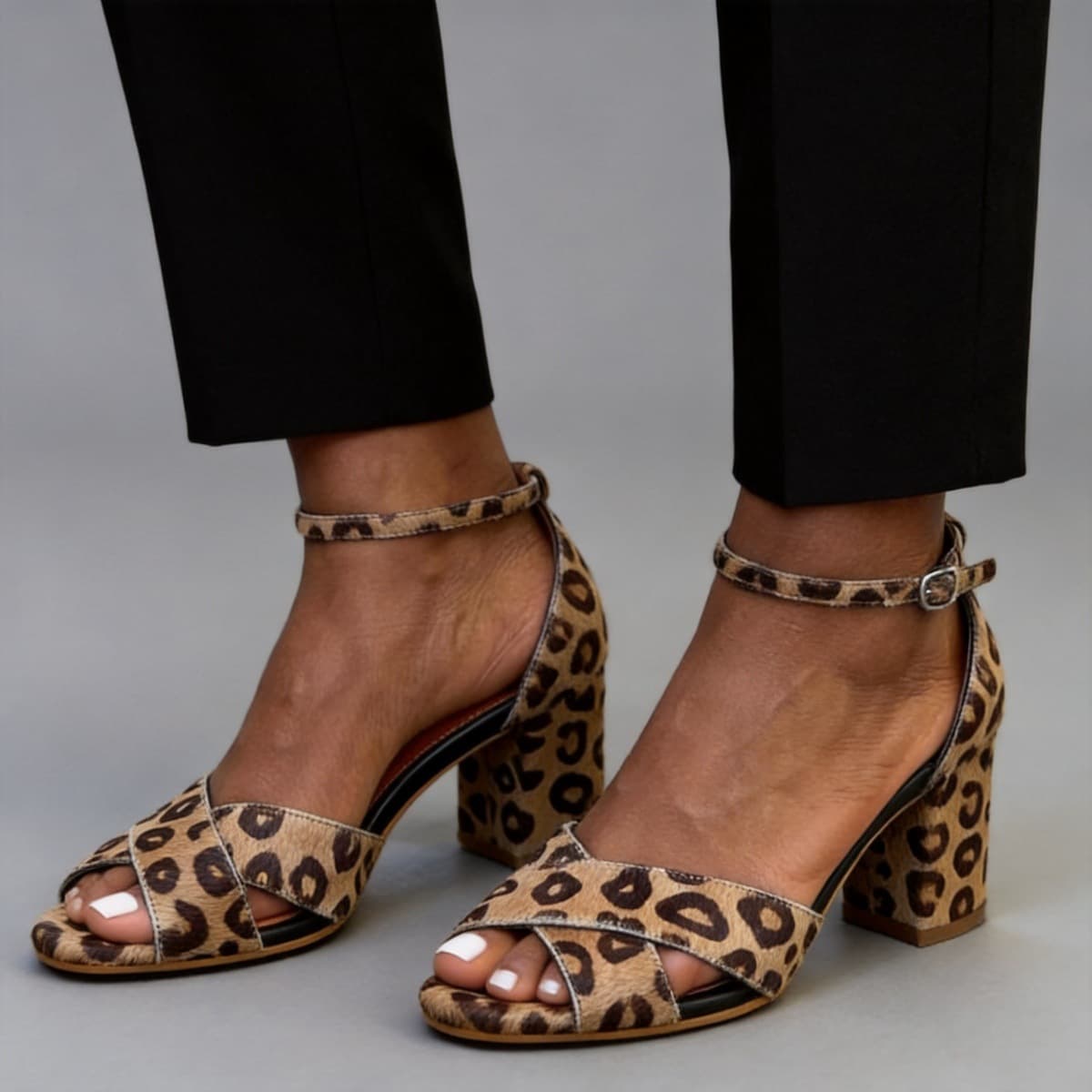2026 Summer New Export High Heel Roman Sandals Women 40-43 Plus Size Square Toe Chunky Heel Buckle Wrap Heel Sandals
