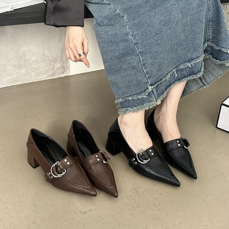 Soft Leather Thick Heel Pointed Loafers Women's Autumn 2024 New Mid Heel Soft Leather Retro Fashionable Professional High Heel Single-layer Shoes