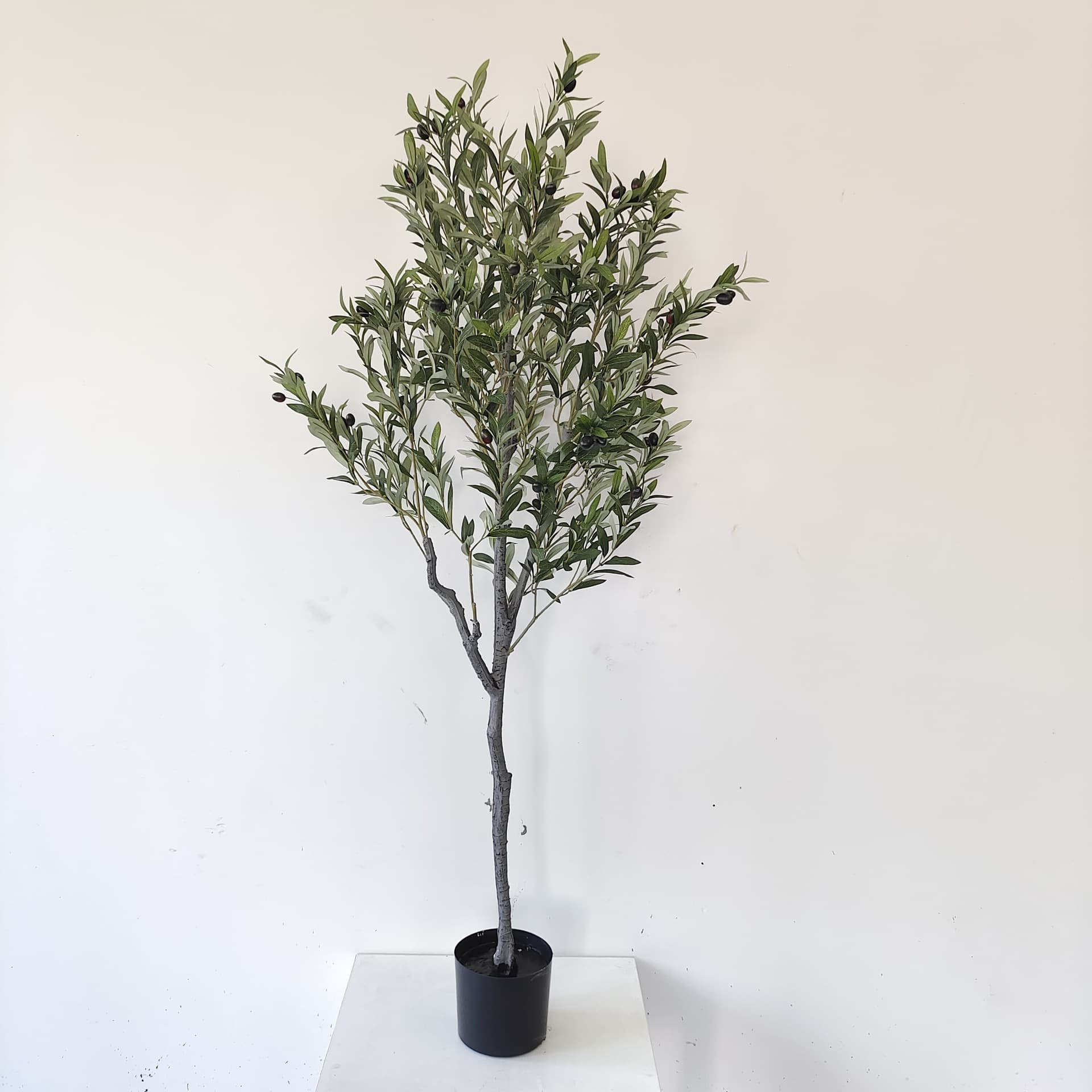 Evergreen Artificial Plant Decoration, Fake Flowers, Artificial Greenery Potted Plant Ornament, Home Decor, Dense Olive Tree, In Stock