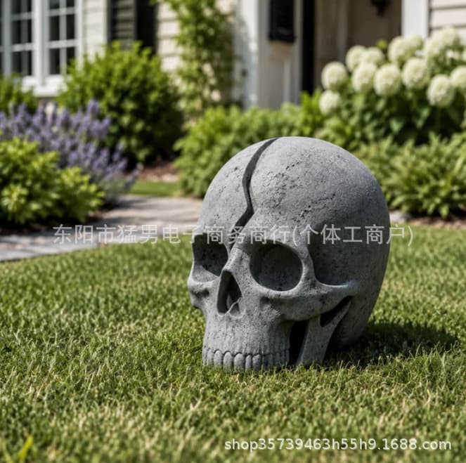 New Cross-Border Product Cracked Skull Solar Garden Lights
