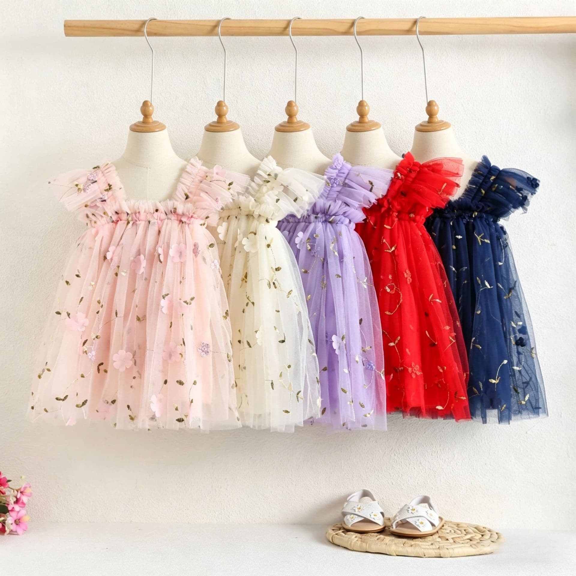 New Children's Dress with Embroidered Patch Flowers, Sweet Princess Dress, Mesh Tutu Dress for Girls