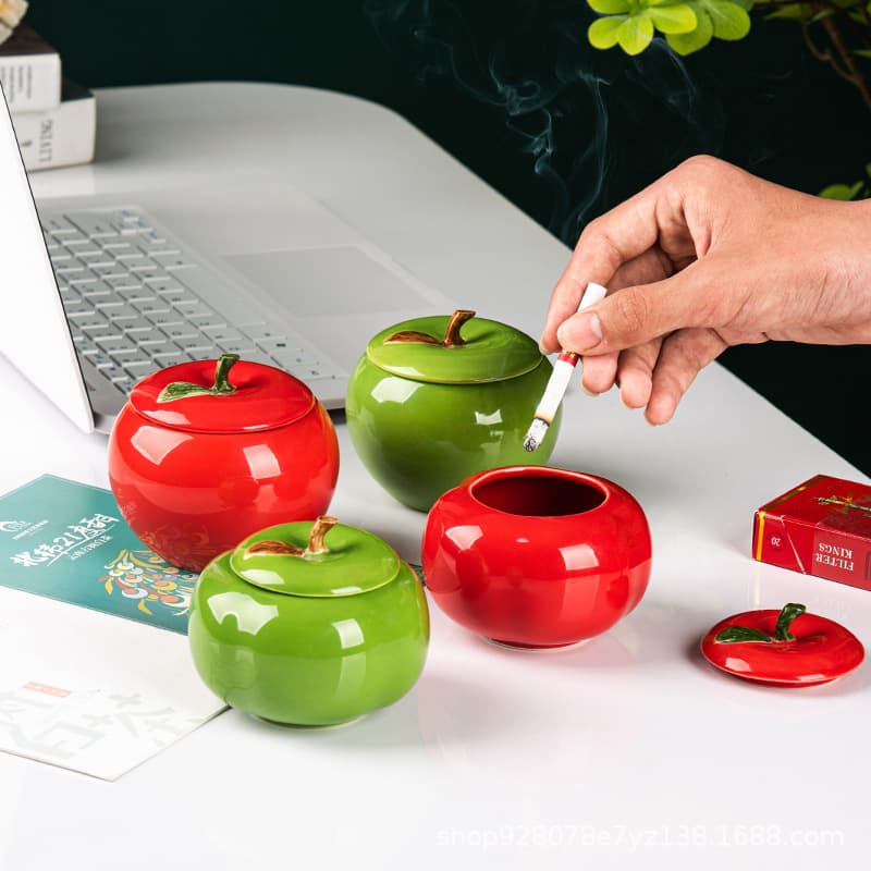 Cross-border ceramic apple ashtray with cover for home living room office hotel anti-fly ash creative personalized decorative ornaments