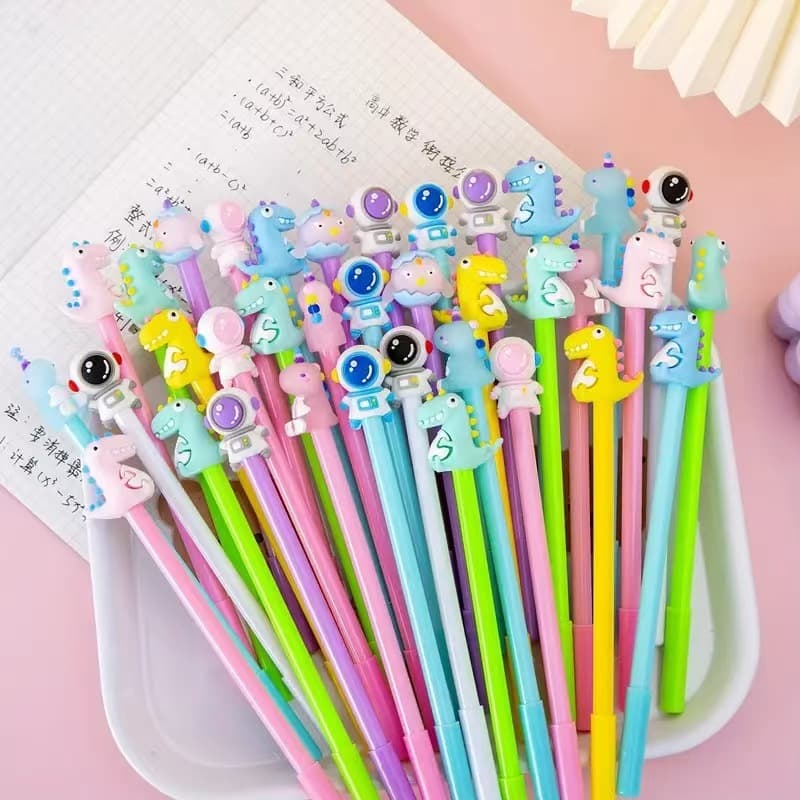 Cartoon Character Gel Pen, Horse Year Needle Tip Black Pen, Student Exam Pen, Signature Pen, New Year Themed Pen with Large Link