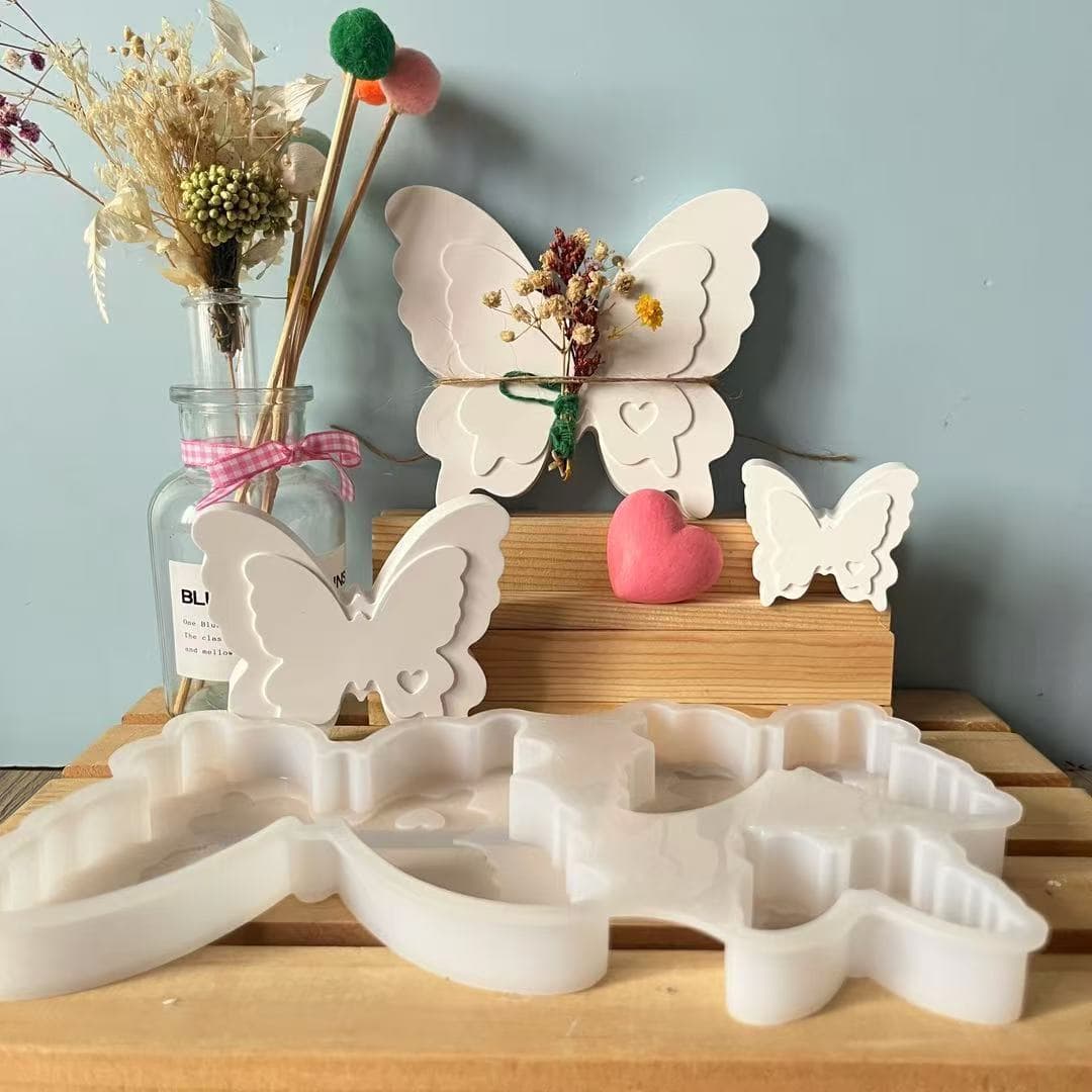 Three Large, Medium and Small Butterfly Ornaments Silicone Mold Garden Butterfly Decoration Aromatherapy Candle Plaster Mold