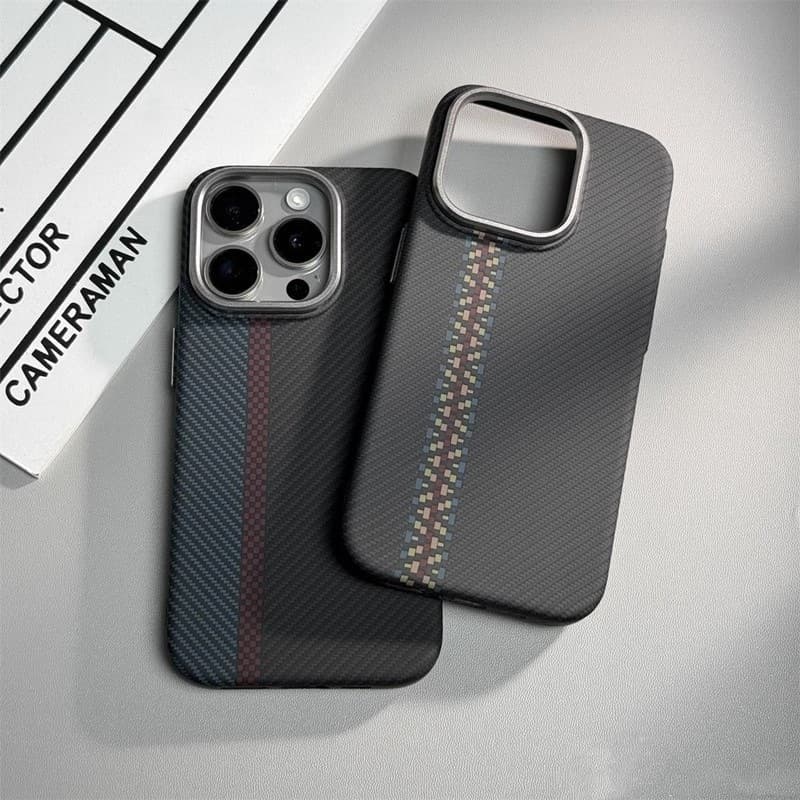 Suitable for iPhone17 promax mobile phone case Kevlar texture magnetic suction Apple 16 luminous magnetic suction protective cover 13