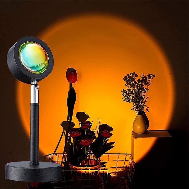 USB Charging Desk Lamp with Sunset Projection Rainbow Lighting Atmosphere Lamp, Internet Celebrity Style Sunset Background