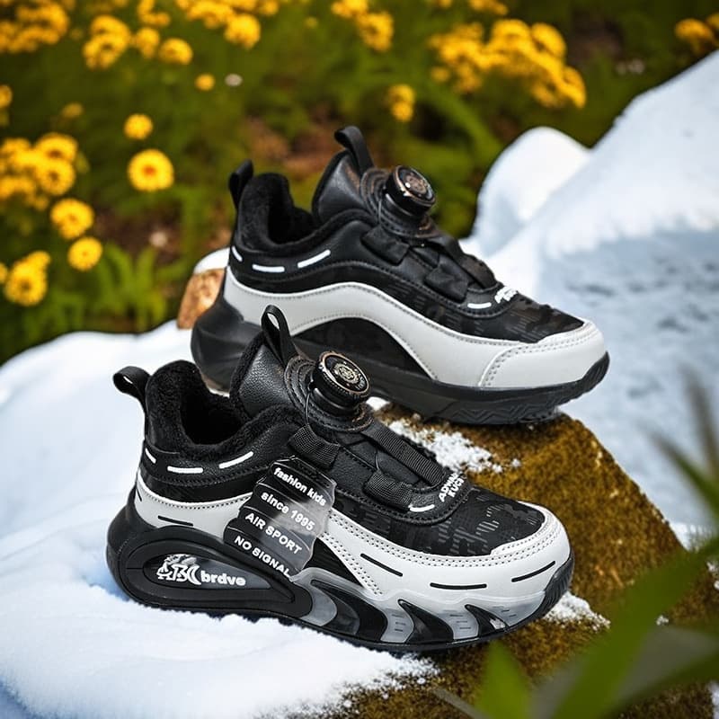 Cross-border Boys' Sports Shoes for Ages 6-12, Winter Fleece-Lined and Warm, Versatile Running Shoes for Girls and Students