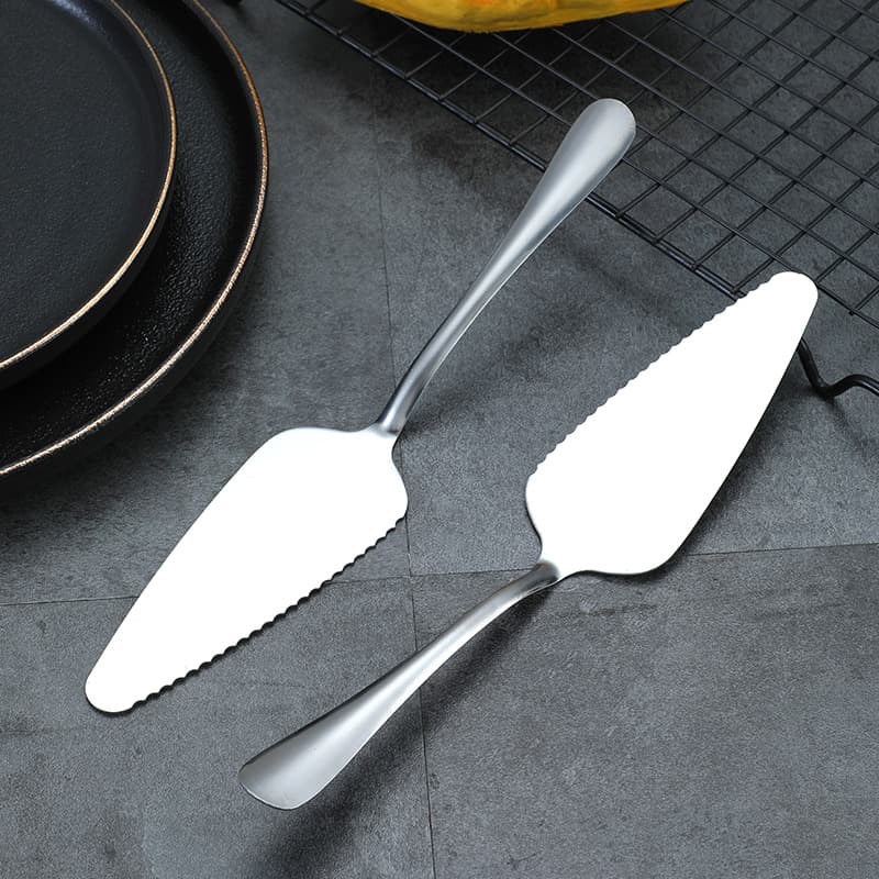 Stainless Steel Cake Shovel Triangular Pizza Shovel Household Cream Shovel Kitchen Cheese Cutter Tool Can Be Printed with Logo