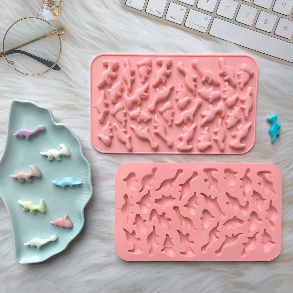 Silicone Mold 30-Cavity Small Dinosaur 4 Cookie Chocolate Mold Candy Bar Mold Cake Pattern Decor Kitchen