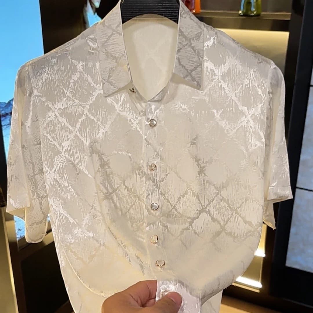 2026 New Luxury Men's Summer Casual Versatile Short-Sleeve Shirt with a Stylish Design, Lightweight and High-End Men's Fashion
