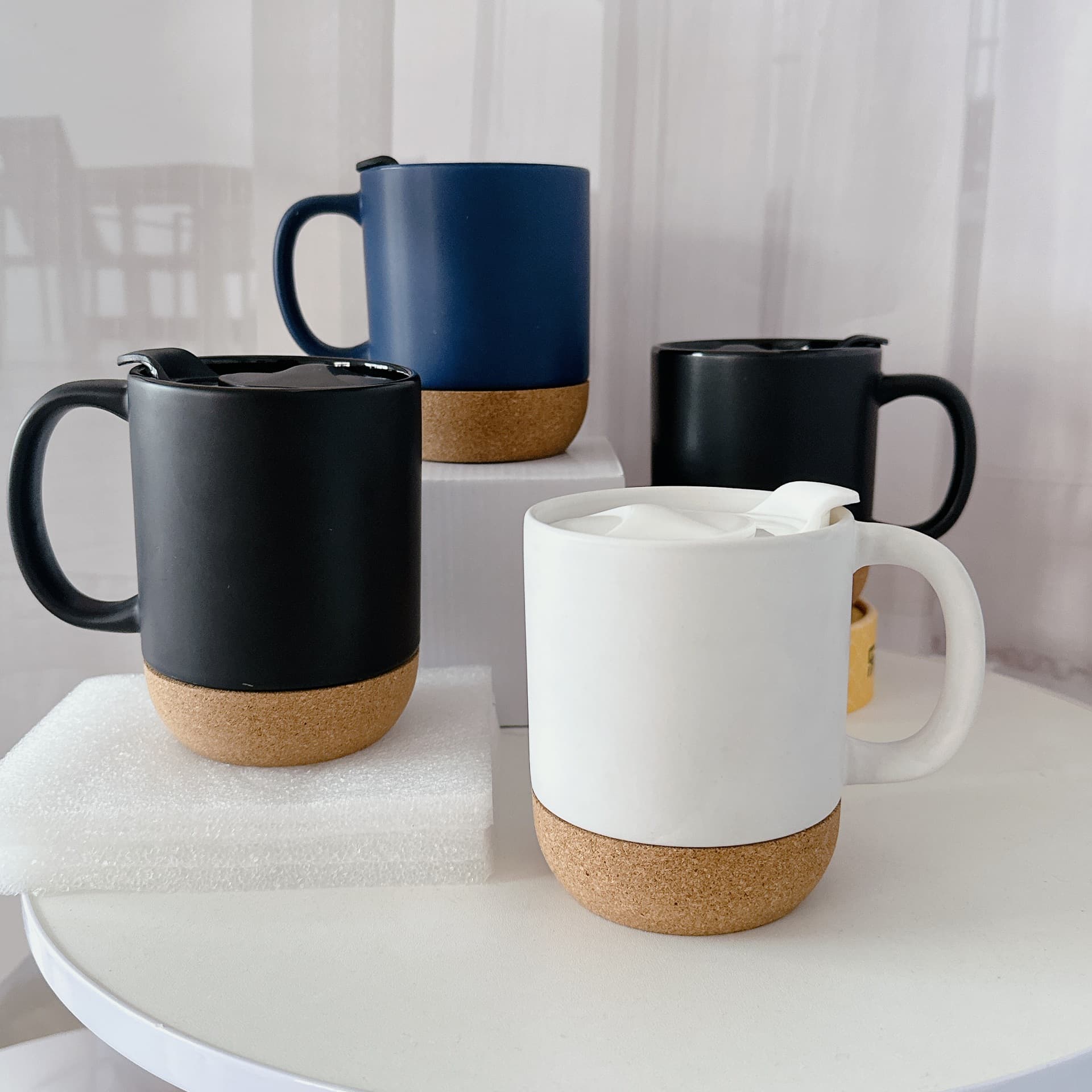 Customized cork bottom ceramic cup matte lid mug insulated anti-scalding thermal water cup thermal transfer ceramic cup