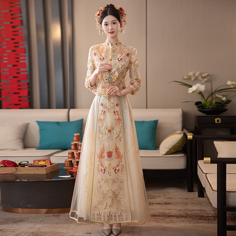 Gold Xiuhe Suit 2026 Summer New Arrival Bride Wedding Dress Gold Toast Dress Slim Fit Figure-Flattering Outing Gown