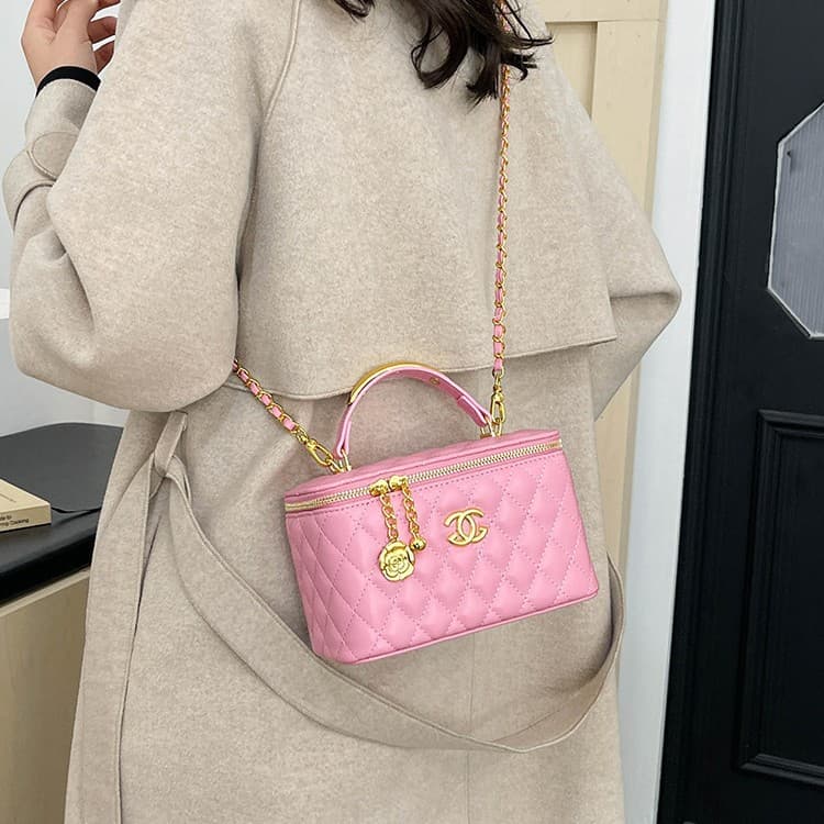 Large Capacity Niche Light Luxury Commuter Versatile Makeup Bag Fashion Cross-border Women's Trendy Single Shoulder Crossbody Bag Small Fragrance Style