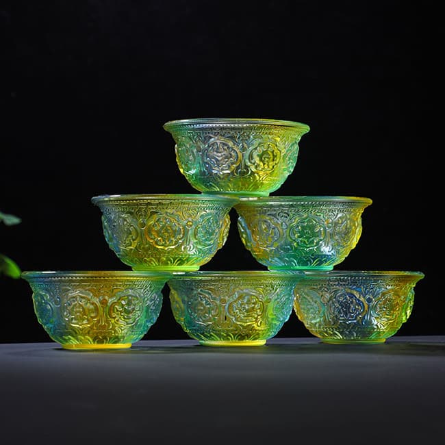 Water supply cup for Buddha cup, home worship ornaments in front of Buddha, auspicious water supply bowl, holy water purification cup, glass cup crystal