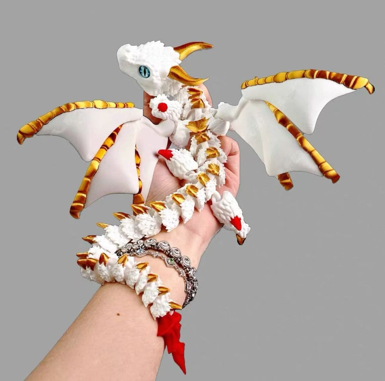 3D printed double-horned flying dragon with wings, multi-joints, flexible and movable laser gradient model children's toy