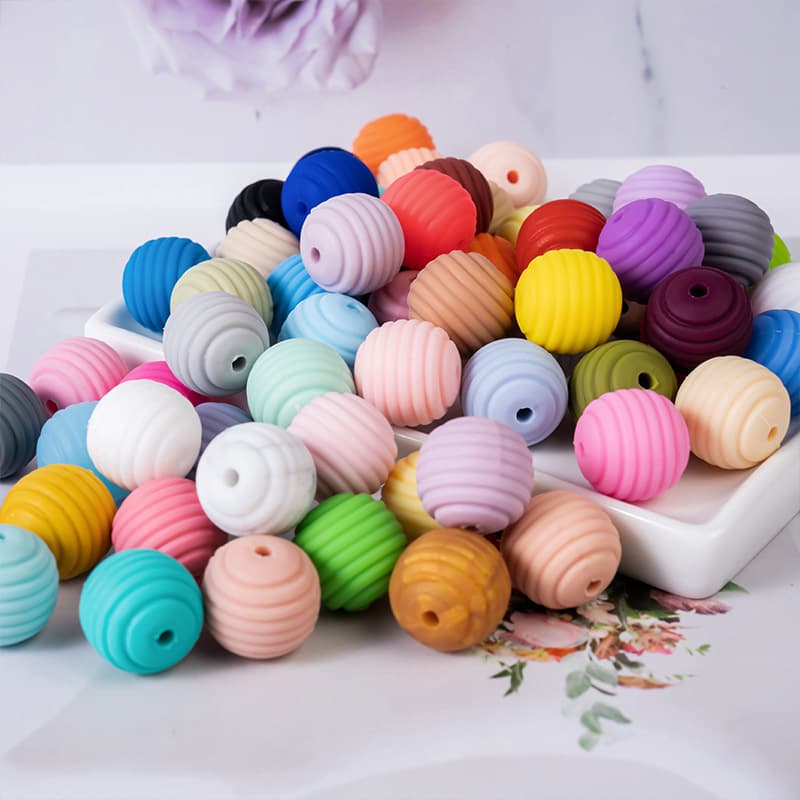 Premium selection of cross-border hot silicone beads for baby teethers, 15mm food-grade silicone children's beads, DIY pacifier chains, wholesale.