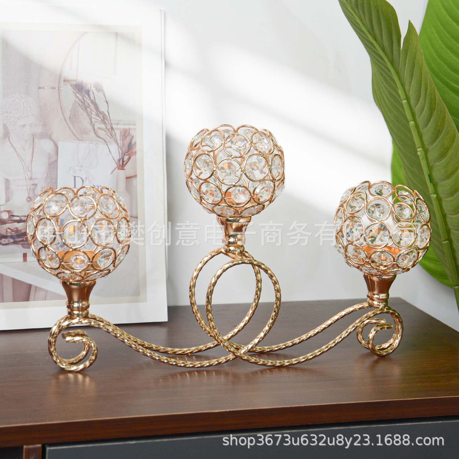 Cross-border Amazon Influencer European-style Wedding Electroplated Crystal Candle Holder Iron Candle Cup Romantic Candlelight Dinner Candle
