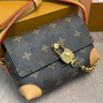 New LV Bag Crossbody Bag Phone Bag Mini Bag Unisex with Shipping Box Gift Box Packaging