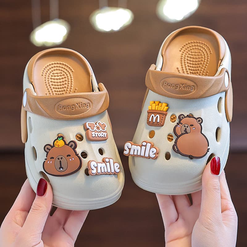 Children's Slippers Boys Girls Clog Shoes Capybara New Style Kids Indoor Anti-Slip Home Sandals