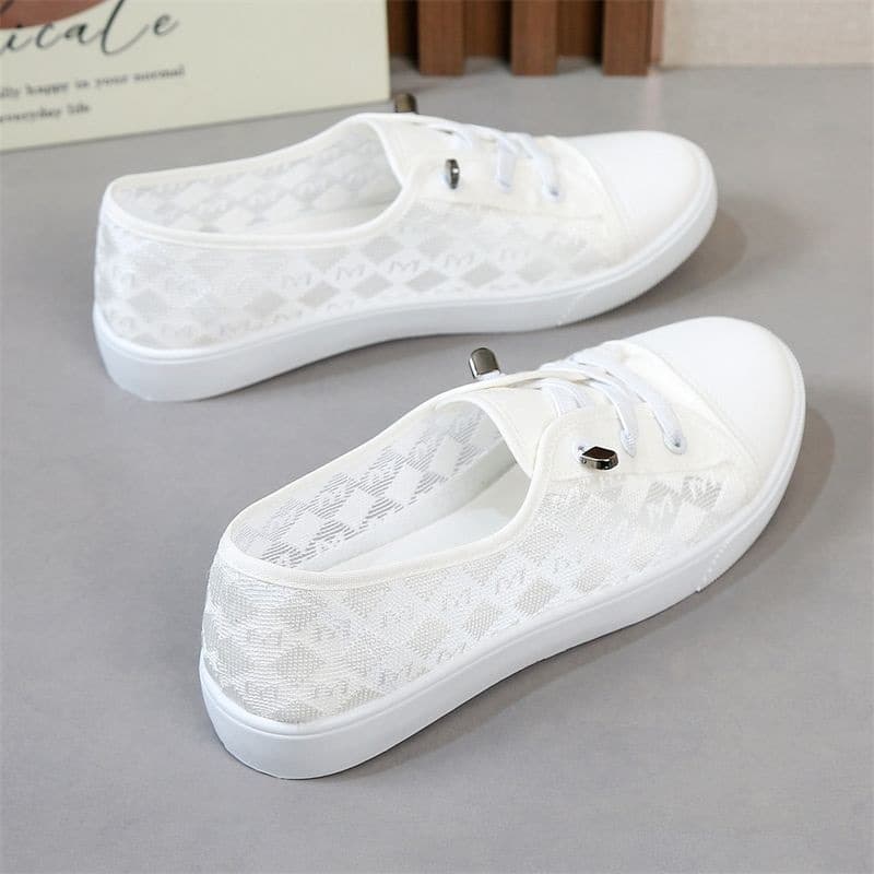 2025 Spring/Summer New Mesh Shoes for Women, Old Beijing Cloth Shoes, Flat Breathable Sneakers for Moms and Students, Casual White Shoes