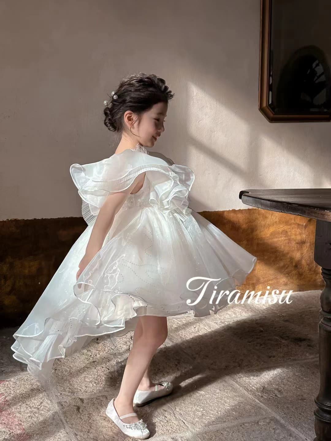 Children's White Tulle Dress 2026 New Style Baby Girl Birthday Party Gown Little Girl Lolita Princess Dress