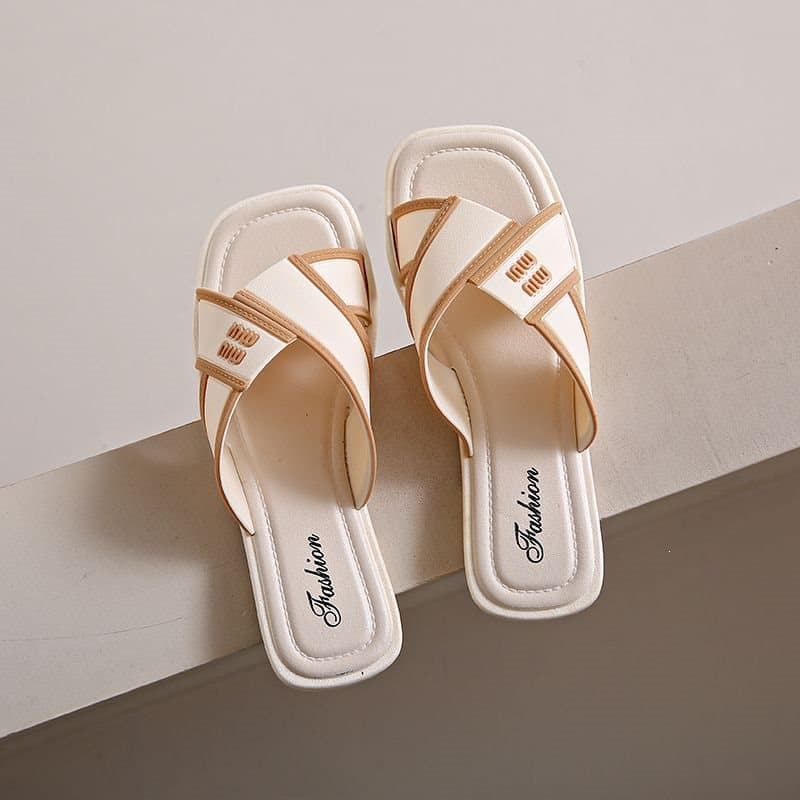 Women's Slippers 2026 New Summer Outdoor Fashion Non-Slip Soft Sole Beach Sandals