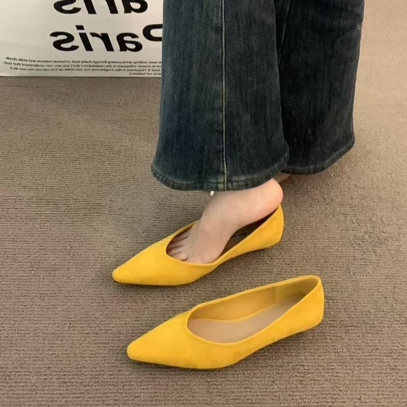 2026 New Style Slip-On Women's Shoes Versatile for Spring and Summer, Square Toe, Brown, Breathable, Kitten Heel, Low Heel, High-End Feel