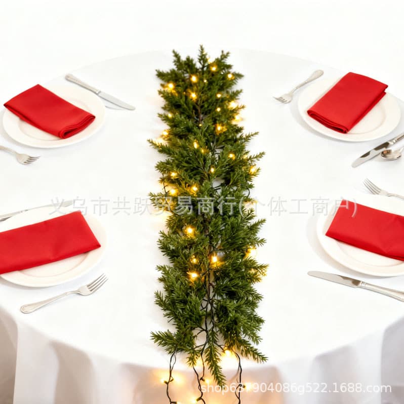 New European and American Style Artificial Christmas Snow Pine and Cypress Vine Plastic Plant Christmas Pine Needle Wreath Living Room Decoration