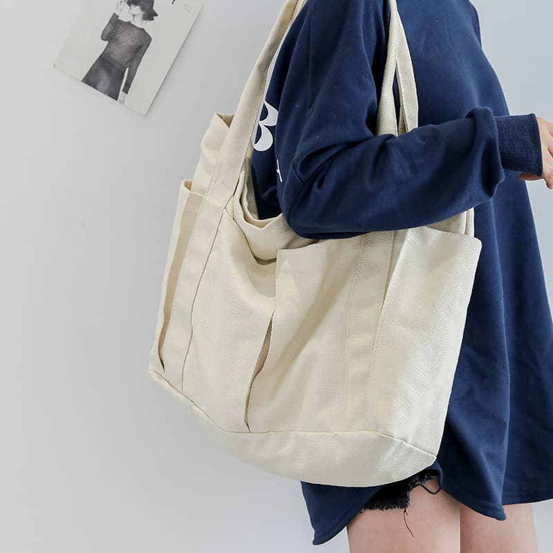 Tote Bag In Dark Green Genuine Leather Tassel Detailing Metal Chain Strap