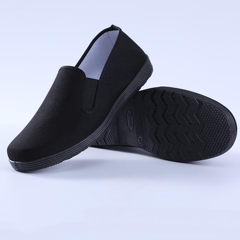 2021 Injection Molded Shoes Solid Color Flat Heel Black Low-Top Round Toe Old Beijing Style Cotton Cloth Shoes In Stock Canvas Shoes