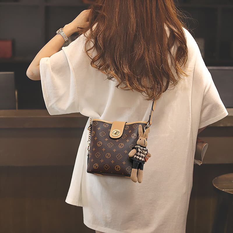 Bucket Bag Women 2026 New Style Crossbody Bag Large Capacity Bags Mother Bag High-End Shoulder Bag